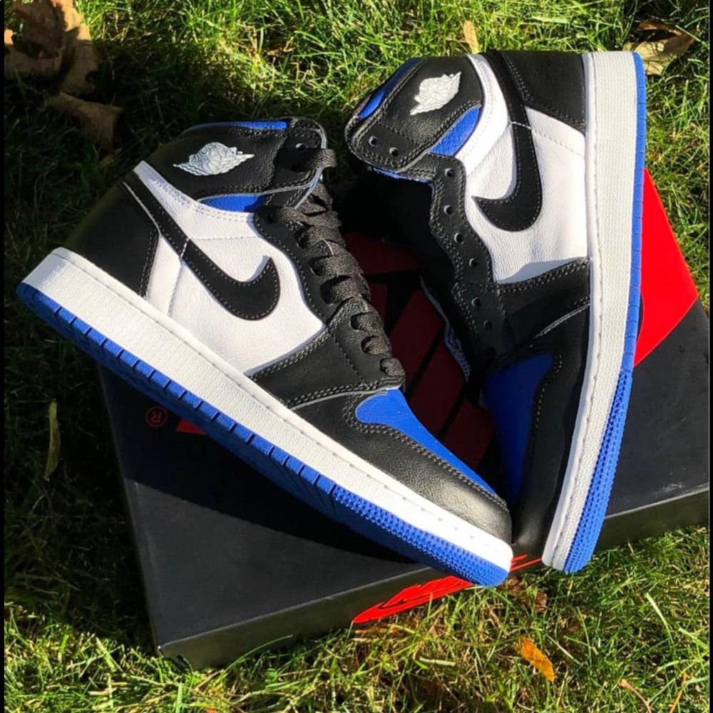 JORDAN RETRO 1S ROYAL TOE